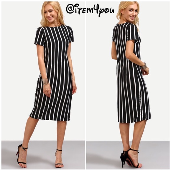 Dresses & Skirts - LAST 3‼️BLACK Vertical Striped- Dress